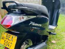 Hero Pleasure 2016 Motorbike