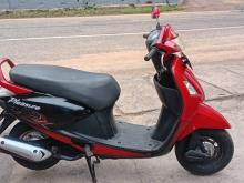 Hero Pleasure 2011 Motorbike