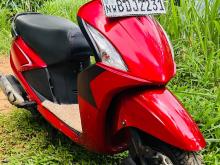 Hero Pleasure 2015 Motorbike