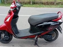 Hero Pleasure 2011 Motorbike