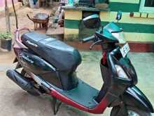 Hero Pleasure 2011 Motorbike