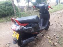 https://riyasewana.com/uploads/hero-pleasure-152248236246.jpg