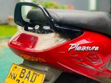 Hero Pleasure 2013 Motorbike