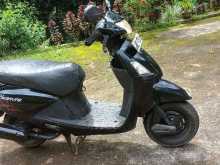Hero Pleasure 2011 Motorbike