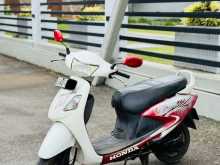 Hero Pleasure 2010 Motorbike