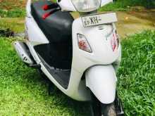 Hero Pleasure 2012 Motorbike