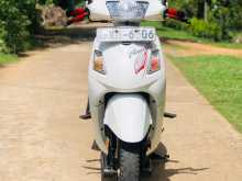 Hero Pleasure 2012 Motorbike