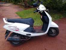 Hero Pleasure 2011 Motorbike