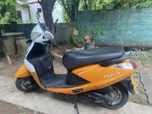 Hero Pleasure 2015 Motorbike