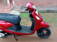 Hero Pleasure 2012 Motorbike