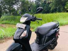 https://riyasewana.com/uploads/hero-pleasure-1812103613234.jpg