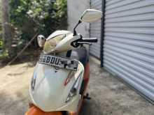 Hero Pleasure 2015 Motorbike