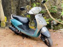 Hero Pleasure 2011 Motorbike