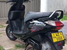 Hero Pleasure 2011 Motorbike