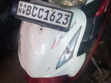 Hero Pleasure 2015 Motorbike