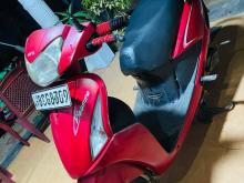 Hero Pleasure 2015 Motorbike