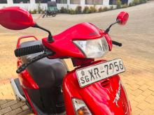 Hero Pleasure 2012 Motorbike