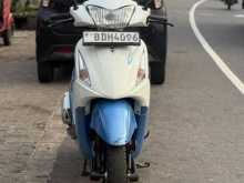 Hero Pleasure 2015 Motorbike