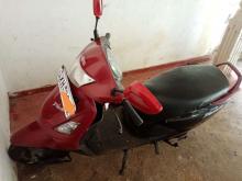 Hero Pleasure 2012 Motorbike