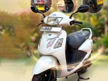 Hero Pleasure 2013 motorcycle