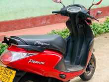 Hero Pleasure 2015 Motorbike