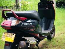 Hero Pleasure 2013 Motorbike