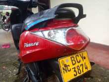Hero PLEASURE 2015 Motorbike