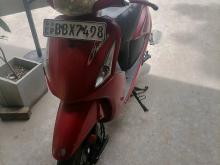 Hero Pleasure 2014 Motorbike
