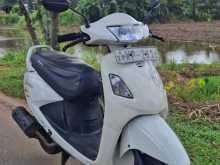 Hero Pleasure 2011 Motorbike