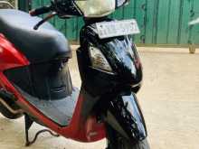 Hero Pleasure 2011 Motorbike