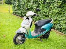 Hero Pleasure 2011 Motorbike