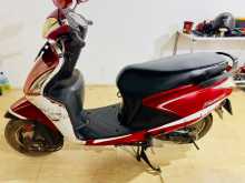 Hero Pleasure 2015 Motorbike