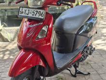 Hero Pleasure 2012 Motorbike