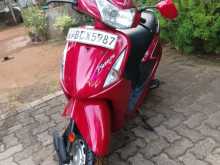Hero Pleasure 2015 Motorbike