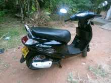 https://riyasewana.com/uploads/hero-pleasure-220260413124.jpg
