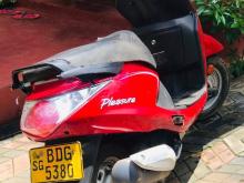 Hero Pleasure 2016 Motorbike