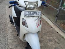 Hero Pleasure 2013 Motorbike