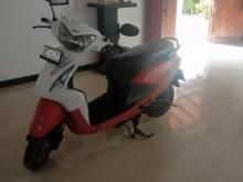 Hero Pleasure 2015 Motorbike