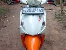 Hero Pleasure 2016 Motorbike