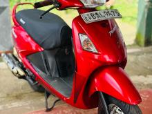 Hero Pleasure 2013 Motorbike