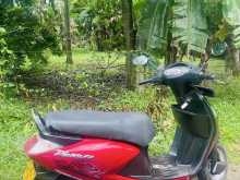 Hero Pleasure 2011 Motorbike