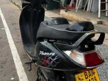 Hero Pleasure 2014 Motorbike