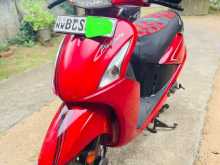 Hero Pleasure 2015 Motorbike