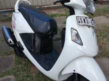 Hero Pleasure 2012 Motorbike