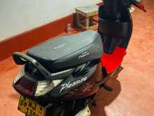 Hero Pleasure 2011 Motorbike