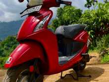 Hero Pleasure 2014 Motorbike