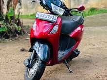Hero Pleasure 2013 Motorbike