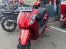 Hero Pleasure 2014 Motorbike