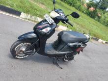 Hero Pleasure 2012 Motorbike