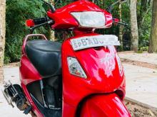 Hero Pleasure 2013 Motorbike